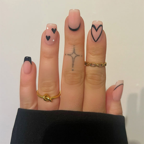 20 Minimalist Valentine’s Day Nail Designs : Edgy Black Accents with Hearts