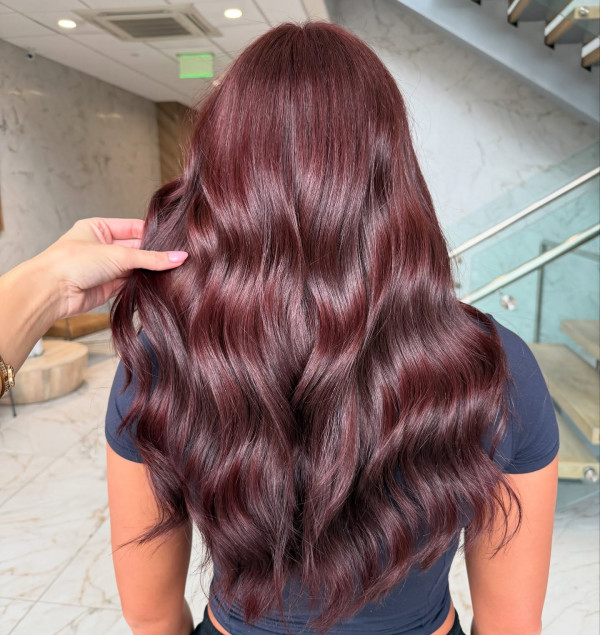 25 Rich Cherry Hair Hues for a New Look : Velvet Rich Burgundy Voluminous Waves