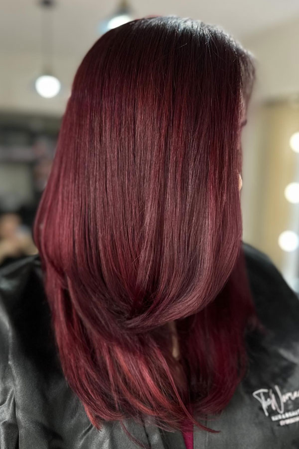 25 Rich Cherry Hair Hues for a New Look : Burgundy and Cherry Tone Long Layers