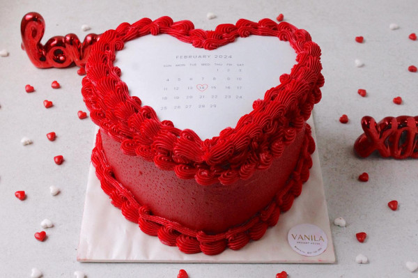 Mark The Date Burn Away Valentine’s Day Cake, Valentine’s Day Cake, valentines cake