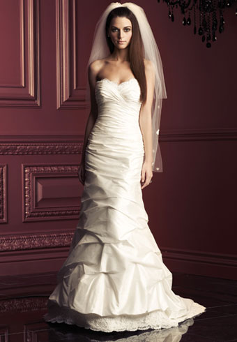 Paloma Blanca, ivory wedding dress