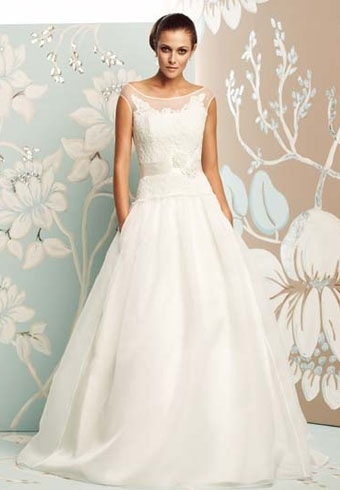 paloma blanca,paloma wedding dresses,whtie wedding dresses