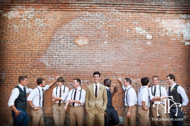 What are the groomsmen duties,responsibilities,roles wedding day