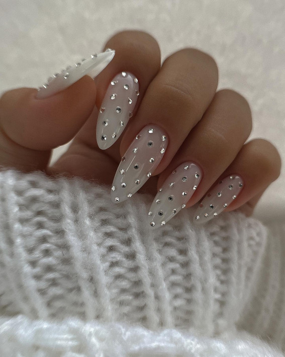 ombre wedding nails, Classy wedding nails, wedding nails, wedding nail ideas, ombre wedding nails short, ombre wedding nails with glitter french ombre wedding nails, ombre wedding nails almond, pink ombre wedding nails,ombre wedding nails coffin, bridal nails