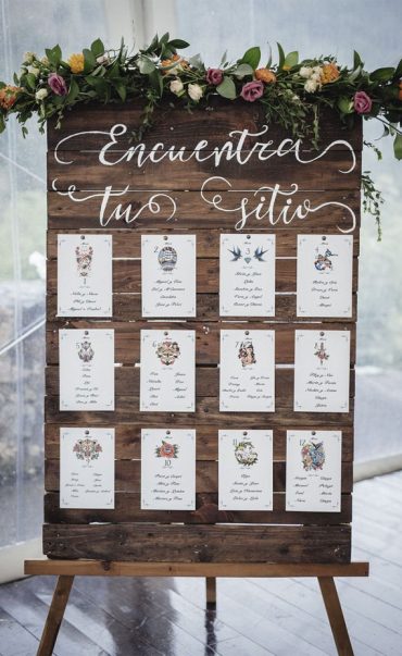 Neutral Colour Palette For Rustic weddings | Rustic Wedding Decor Ideas