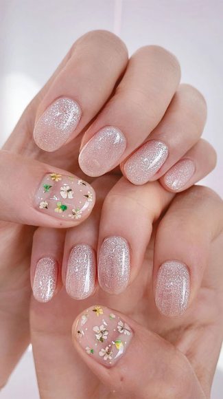 The prettiest wedding nails in 2020 I Take You | Wedding Readings ...