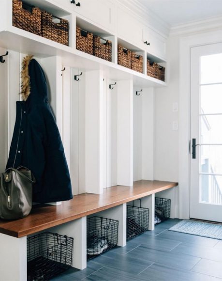 10 Beautiful Mudroom Ideas + tips to organize mudroom | i take you home