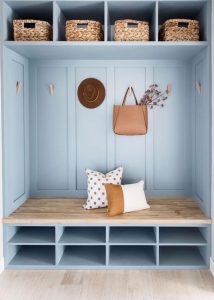 10 Beautiful Mudroom Ideas + tips to organize mudroom | i take you home