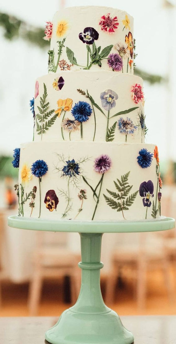 A Pressed Flower Cake for a Fall Wedding at The Estate at River Run