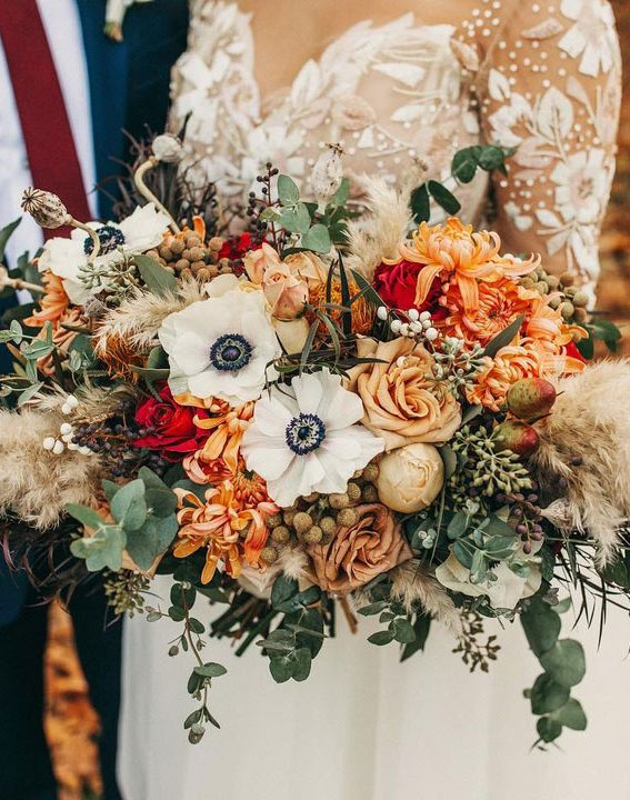 fall wedding bouquet, autumn wedding bouquet, autumn wedding ideas 2021