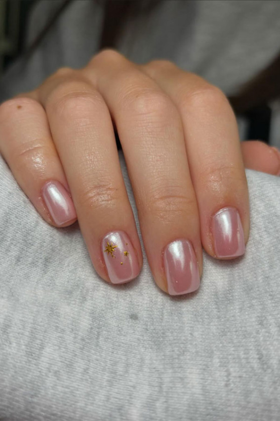 barely there nails, classy nude nails, short nude nails, short nude nail designs,  natural nude nails, nude nails with design, nude nails with glitter, nude nails with white tips