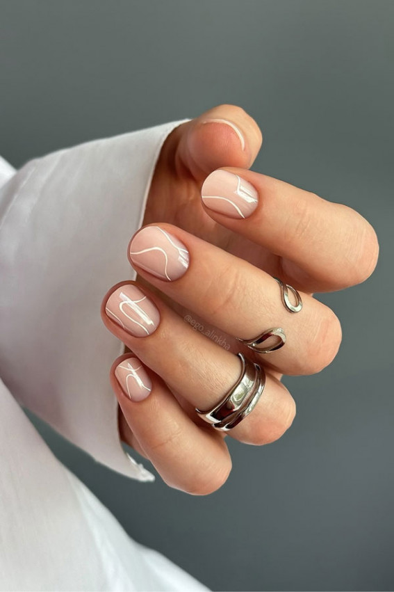 donut glazed nails, barely there nails, classy nude nails, short nude nails, short nude nail designs,  natural nude nails, nude nails with design, nude nails with glitter