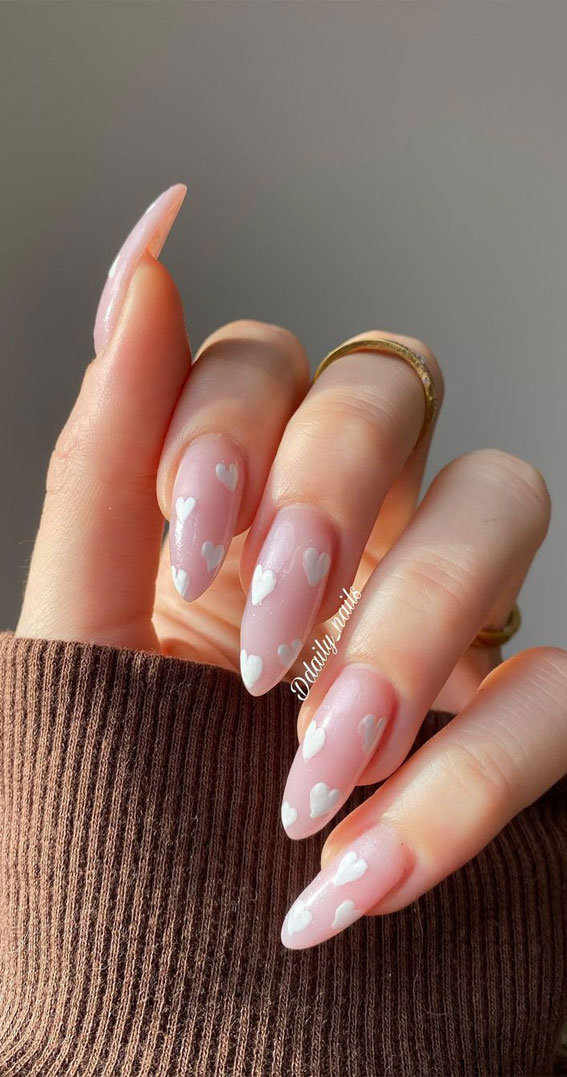 valentine's day nails 2022, valentine nails, pink love heart nails, cute love heart nails, valentine nails 2022, heart nails 2022, heart tip nails, heart nails brown, red nails, pink nails 2022