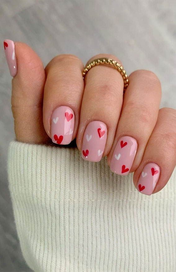 valentine's day nails 2022, valentine nails, pink love heart nails, cute love heart nails, valentine nails 2022, heart nails 2022, heart tip nails, heart nails brown, red nails, pink nails 2022