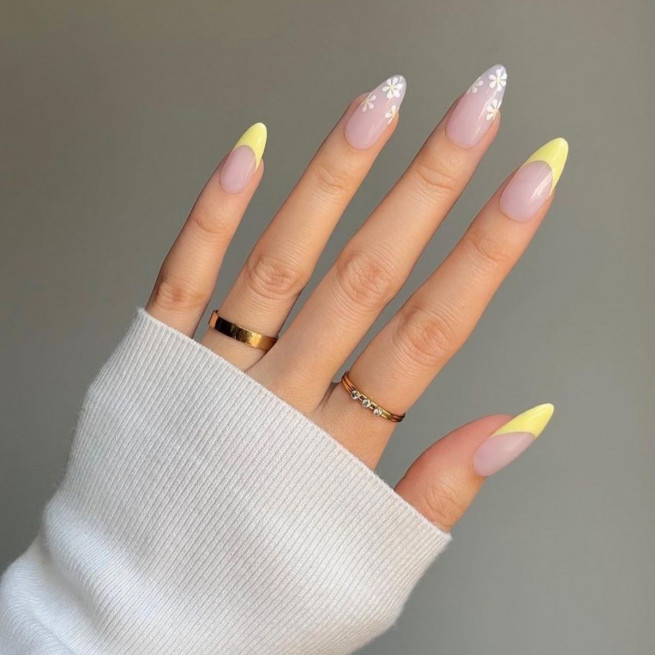 40 The Chicest Nail Art That You Need To Try Out : Pastel Yellow & Daisy  Tips I Take You | Wedding Readings | Wedding Ideas | Wedding Dresses |  Wedding Theme