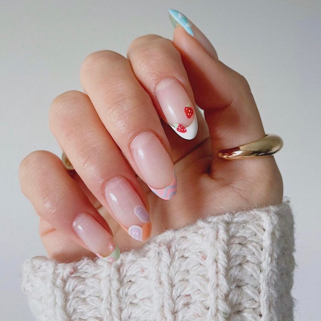 50 The Cutest Spring Nails Ever : Mixed Pop Art French Tip Nails