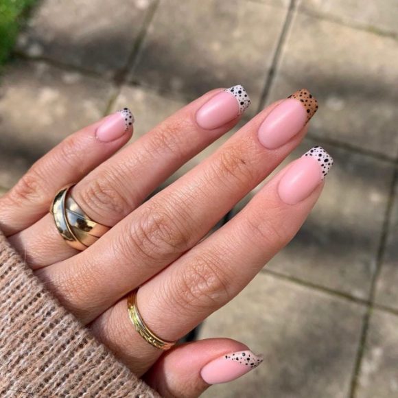 40 The Most Beautiful Easter Nails Speckled Egg French Tip Nails I