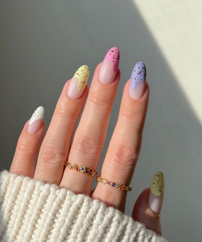 40 The Most Beautiful Easter Nails Abstract Speckled Egg French Tip
