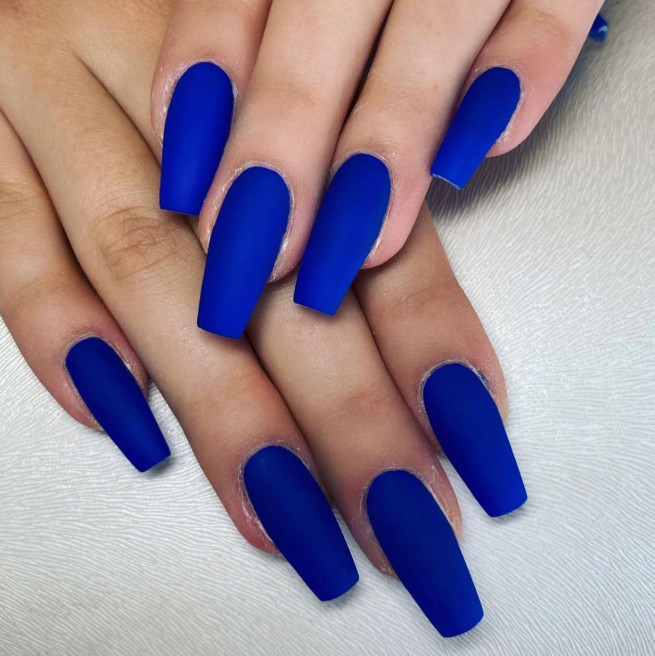 40 Gorgeous Royal Blue Nail Designs : Matte Royal Blue Nails