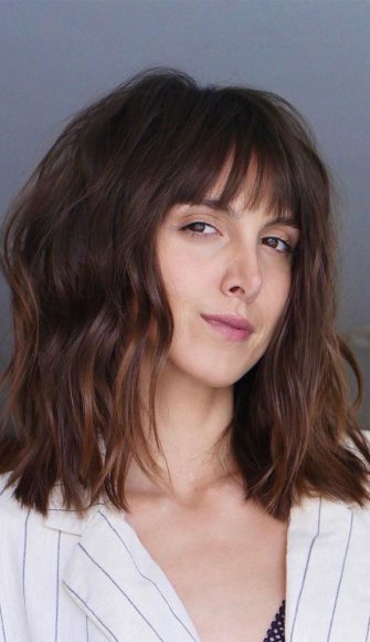 30 Stylish Shoulder Length Haircuts To Try Now : Textured Lob + See ...