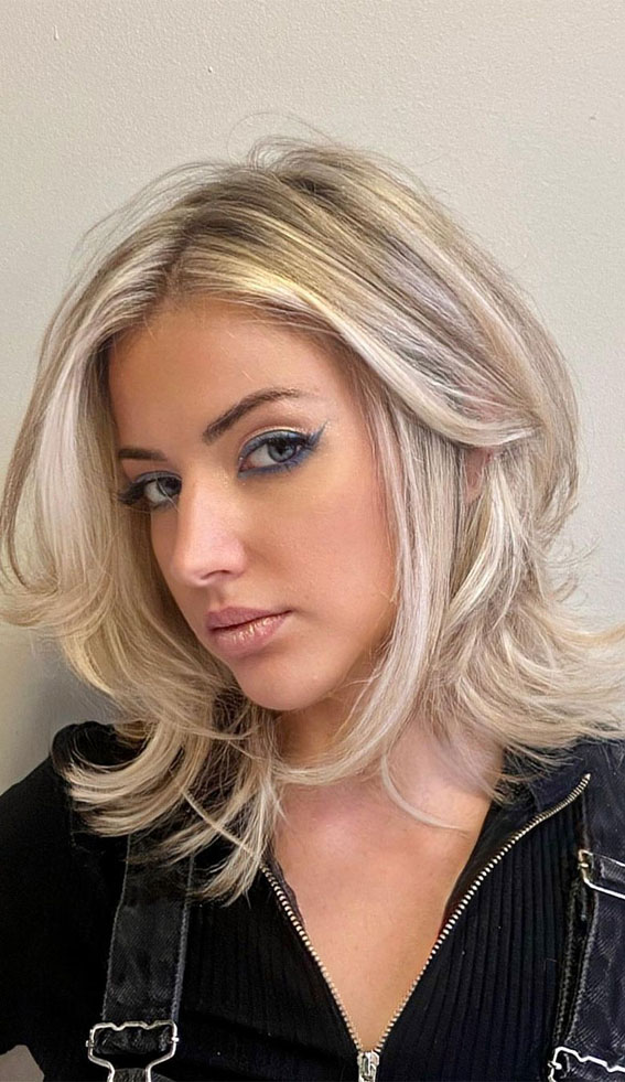 37 Best Blonde For Medium Length Haircuts : Blonde Layered Cut