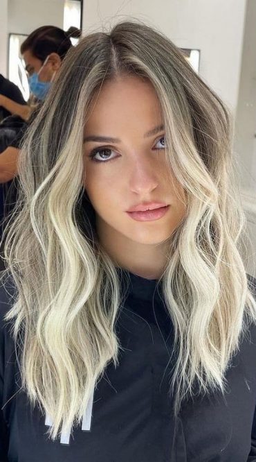 37 Best Blonde For Medium Length Haircuts : Creamy Platinum Blonde I ...