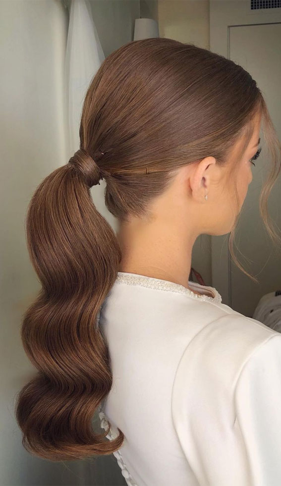 35 Best Prom Hairstyles for 2022 : Low Voluminous Ponytail