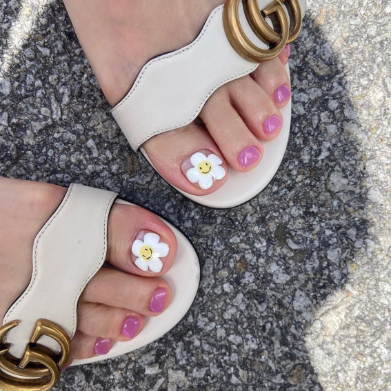 daisy pedicure designs, pink pedicure, trendy pink toe nail designs, summer toe nails, cute toenails