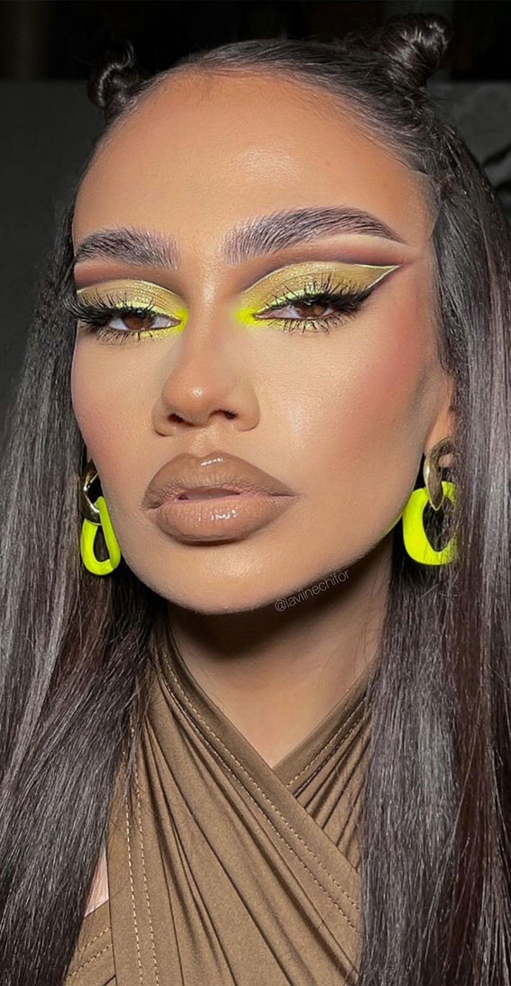 50 Makeup Trends to Try in 2022 Golden Yellow Makeup I Take