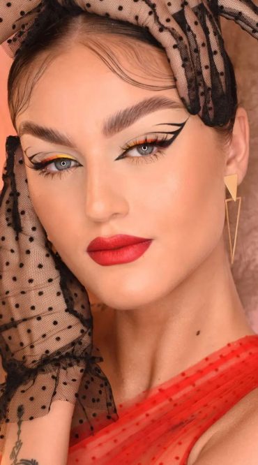 50 Gorgeous Makeup Trends To Try In 2022 Black Graphic Lines I Take You Wedding Readings 2261