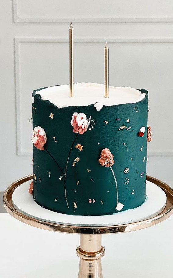 Photo of unique green cake for engagement