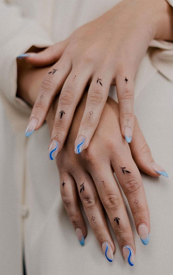 75 Unique Small Tattoo Designs & Ideas : Tiny Tattoos on Hands