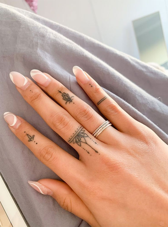 25 Beautiful Hand Tattoo Ideas  Heals I Take You  Wedding Readings   Wedding Ideas  Wedding Dresses  Wedding Theme