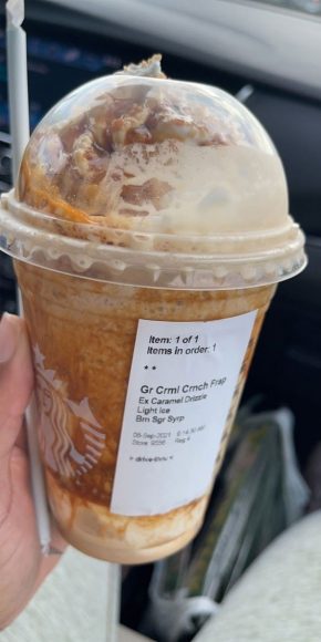 These Starbucks Drinks Look So Yummy : Cream Crunch Frappuccino I Take ...