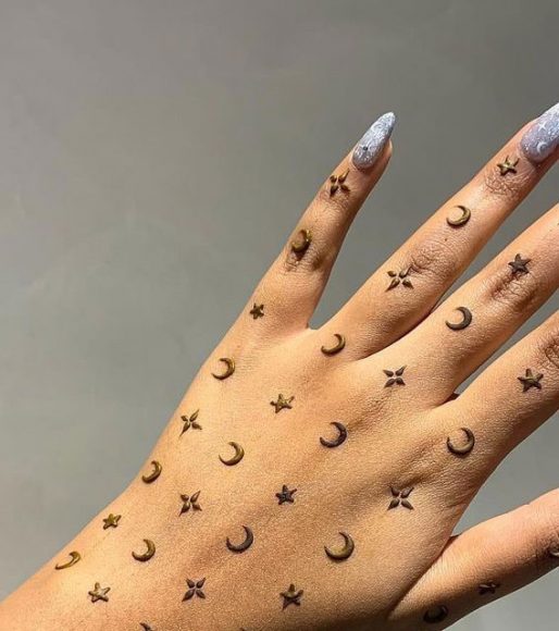 70 Minimal Henna Designs Small Moons I Take You Wedding Readings Wedding Ideas Wedding