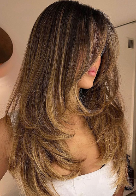 Flowing Elegance 40 Long Layered Haircuts Ideas : Long Layers Blonde Highlights