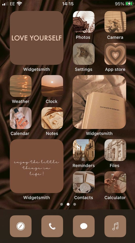 Aesthetic Fall IOS Home Screen Ideas : Brown Mood Wallpaper