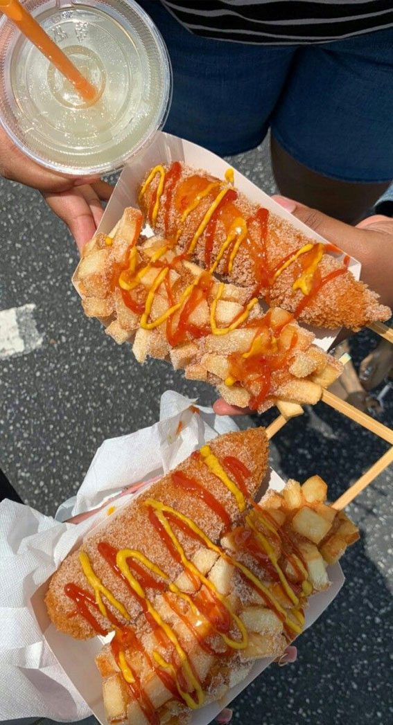Feast Mode 50 Foodie Adventures : Yummy Corn Dogs