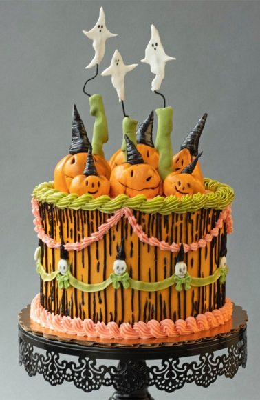 Halloween Cake Ideas to Haunt Your Taste Buds : Lambeth Cake Topped ...