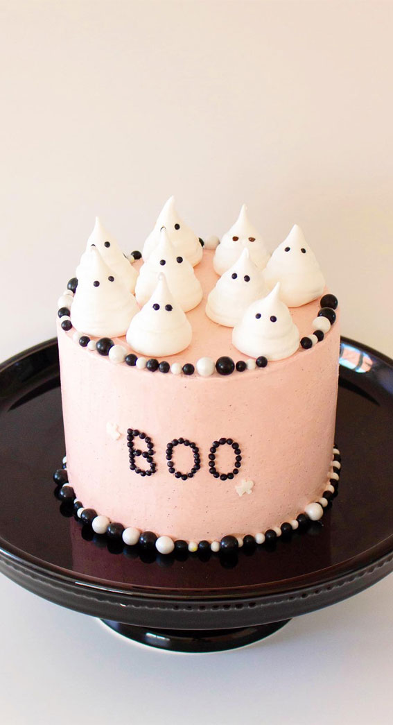 Halloween Cake Ideas to Haunt Your Taste Buds : Vegan meringues on a spiced chai cake
