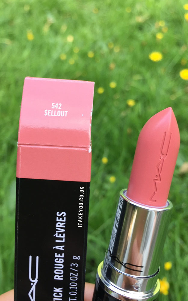 40 Transforming Your Look With MAC’s Versatile Shades : Sellout Mac Lipstick