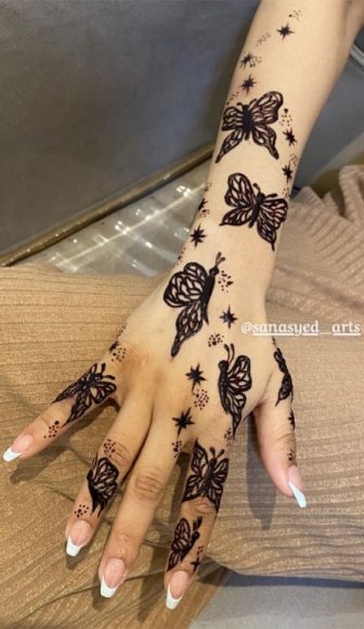 Fluttering Elegance 23 Enchanting Butterfly Henna Designs : Ephemeral ...