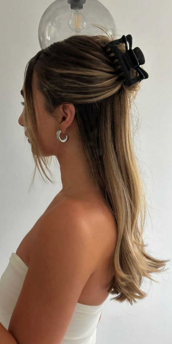 32+ Low Bun Hairstyles That Are Easy & Sleek For All Occasions