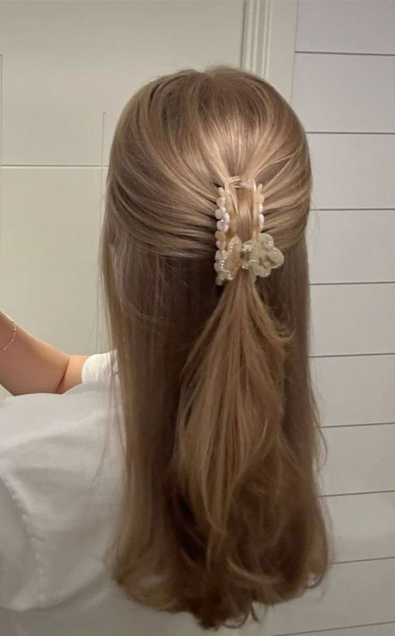 Easy And Cute Hairstyles With Allure : Easy Half Up + Flower Hair