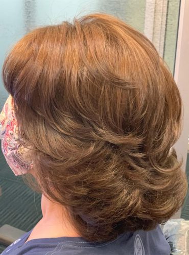 10 Youthful and Chic Hairstyles for Women Over 40 I Take You | Wedding ...