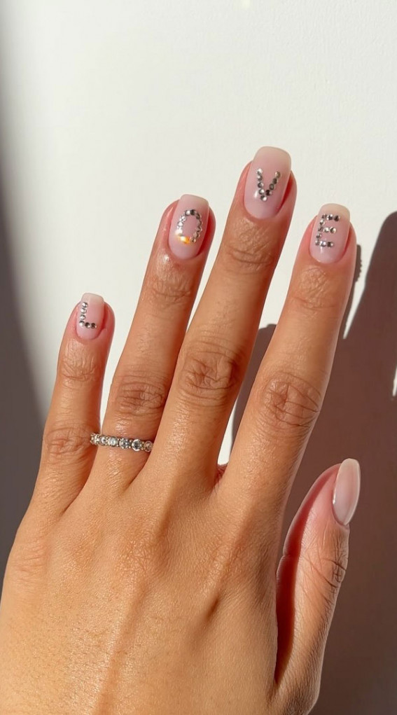 wedding nail ideas, wedding nail designs for bride, wedding nails, wedding nails bride, wedding nails french tip, bride nails, wedding nail designs short, classy wedding nails, wedding nails for bride, Wedding nail designs simple, nail designs for wedding guest, wedding nail designs for bridesmaids