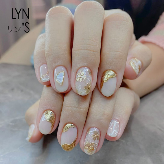 elegant wedding nails, wedding nails, bridal nails, classy wedding nails with glitter, ombre wedding nails, wedding nails for bride, simple classy wedding nails, french wedding nails