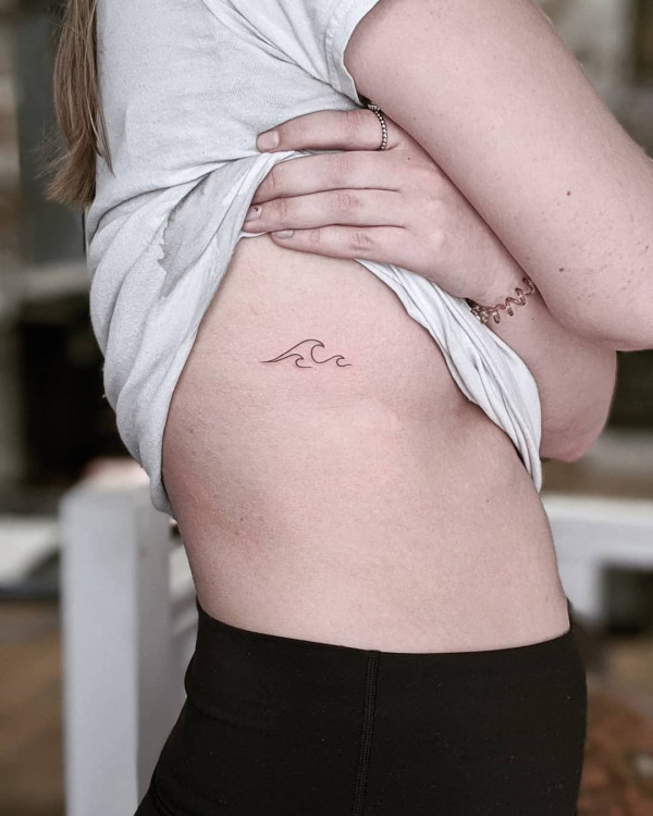 fine line wave tattoo, tattoo ideas, simple tattoos, tiny tattoos