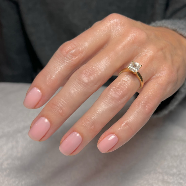 subtle nails, classic nail art, classic nail designs, elegant nail art, elegant nail designs, elegant nail designs short, elegant nail designs almond, classy simple elegant nail designs,  Elegant nail designs for almond nails, chic classy nail designs, elegant nail designs for weddings, elegant french tip nails