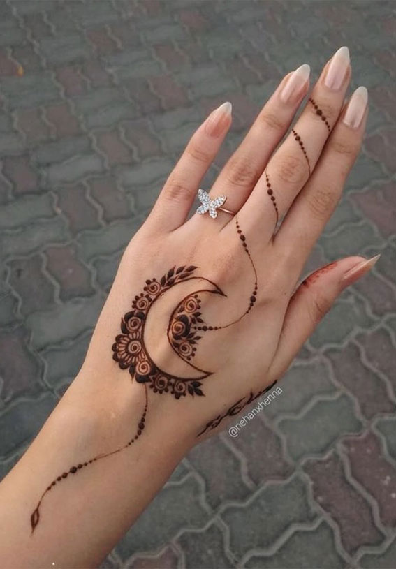 henna designs, henna trends, henna design ideas, trendy henna, minimalist henna ideas, simple henna designs, henna designs on hand, henna on fingers, floral henna, bow henna, butterfly henna, mehndi designs, mehndi henna designs